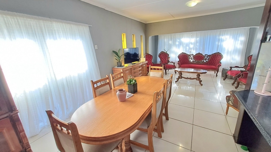 4 Bedroom Property for Sale in Gardeniapark Free State